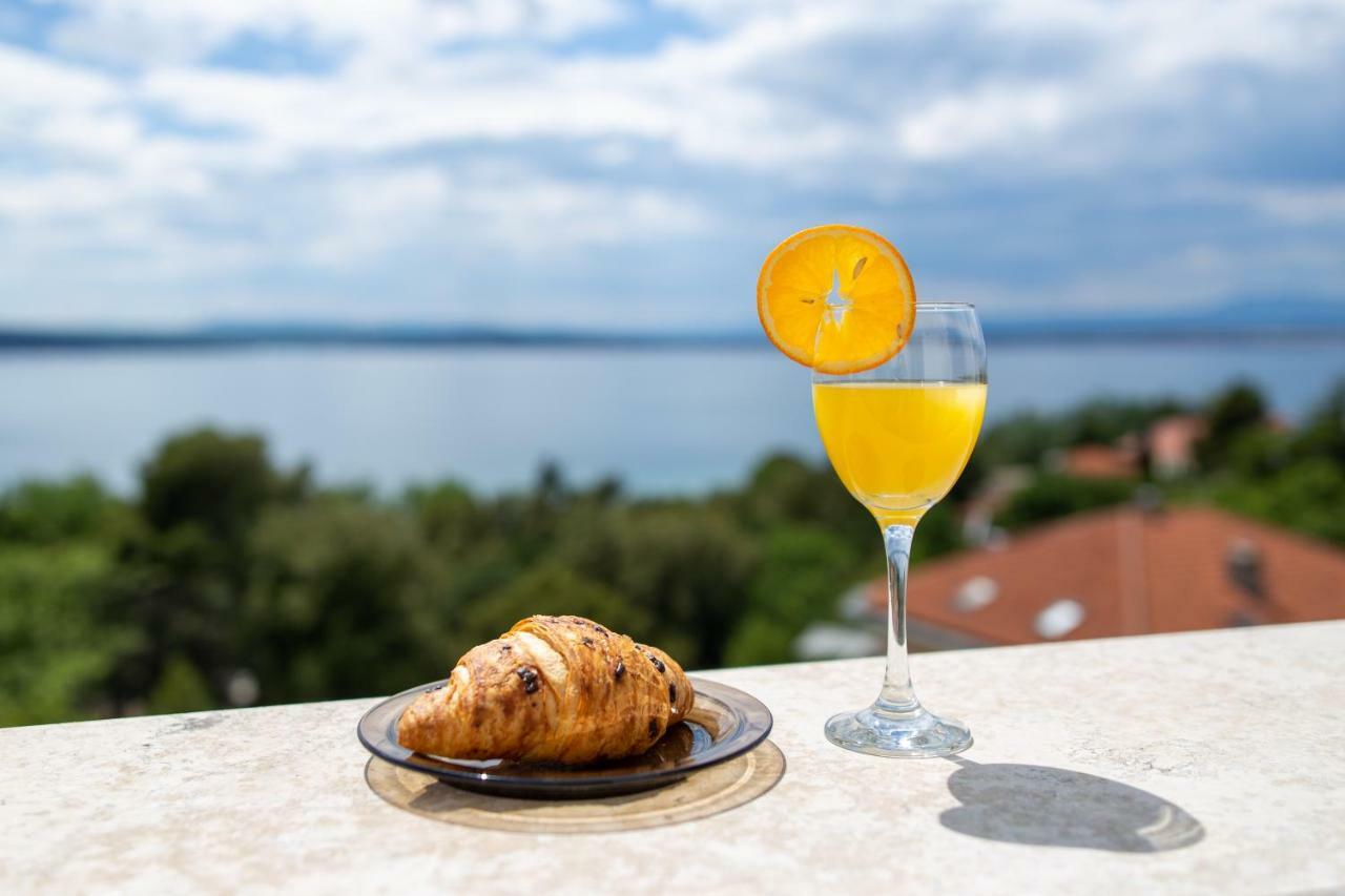 Apartment Tia Crikvenica Buitenkant foto